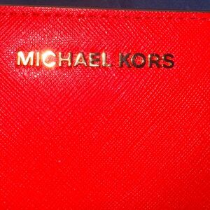 MICHAEL KORS Versatile Color brown/red Leather Wallet With Card Holder